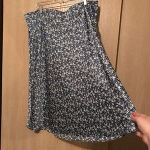 NWT Loft Plus Blue Floral Skirt